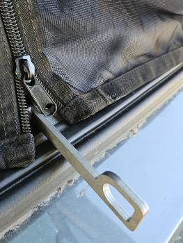 Moskitonetz Insektenschutzgitter VW T5 / T6 / T6.1 Heckklappe – Magnetische Befestigung - Reißverschluss - Detail